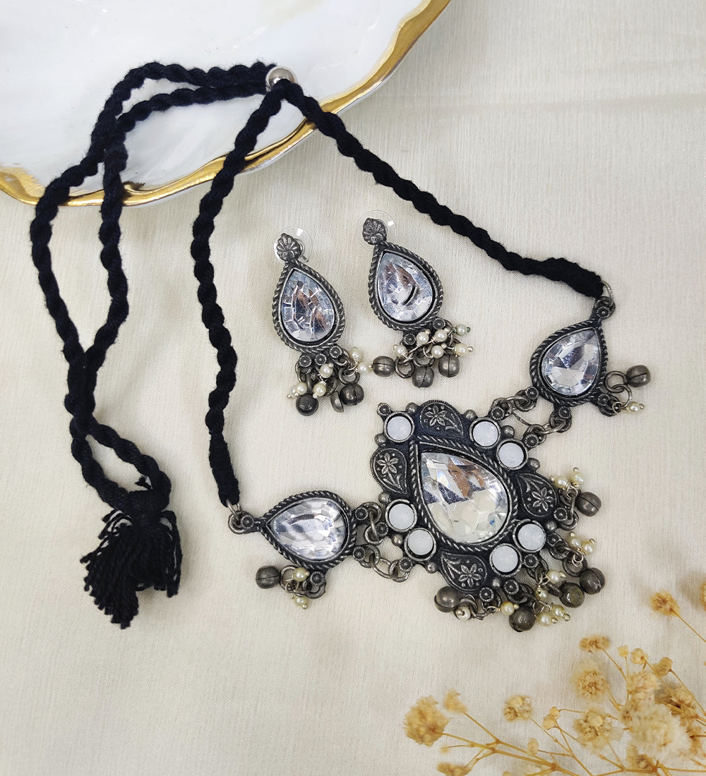 Antique Pearl Choker – OhGirlAccessories - Main Image