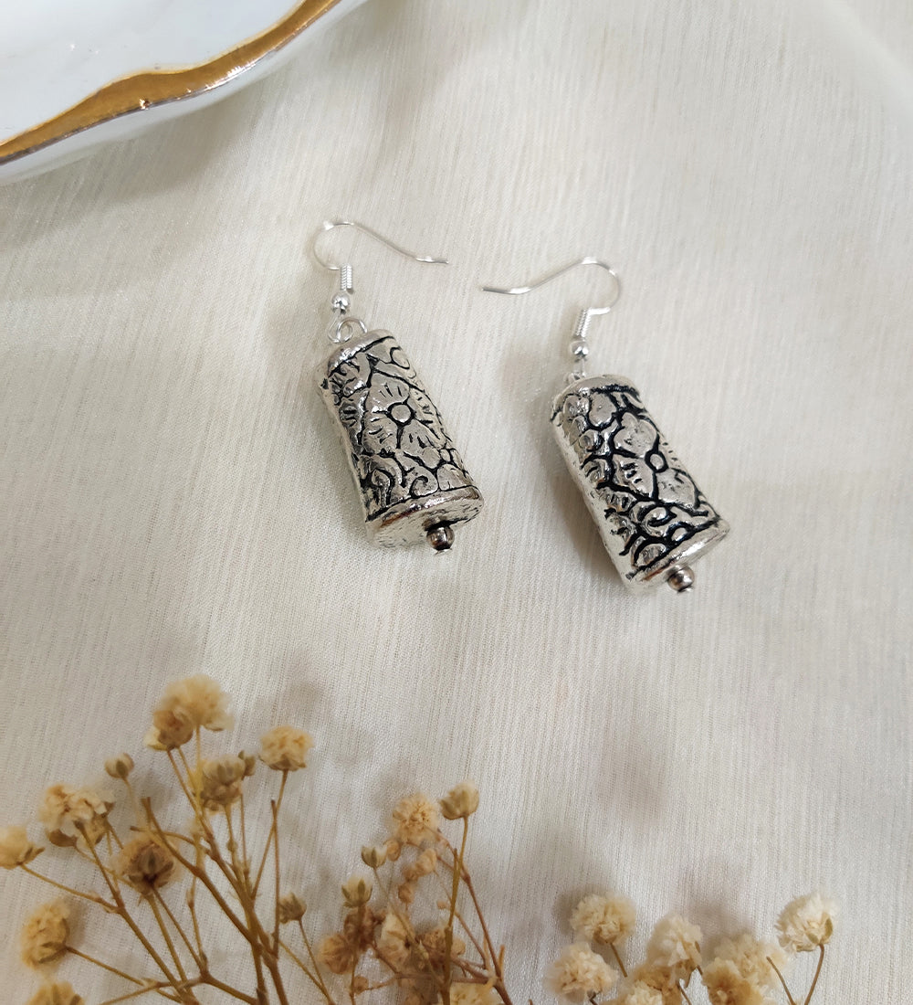 Silver Hasli Adjustable Necklace Set with Earrings