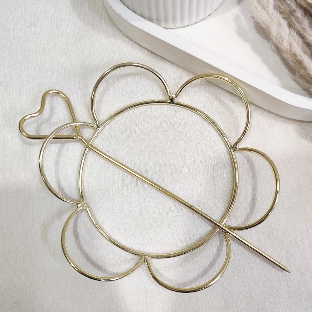 Golden Flower Bun Holder with Heart Stick – Stylish Metal Hair Accessory