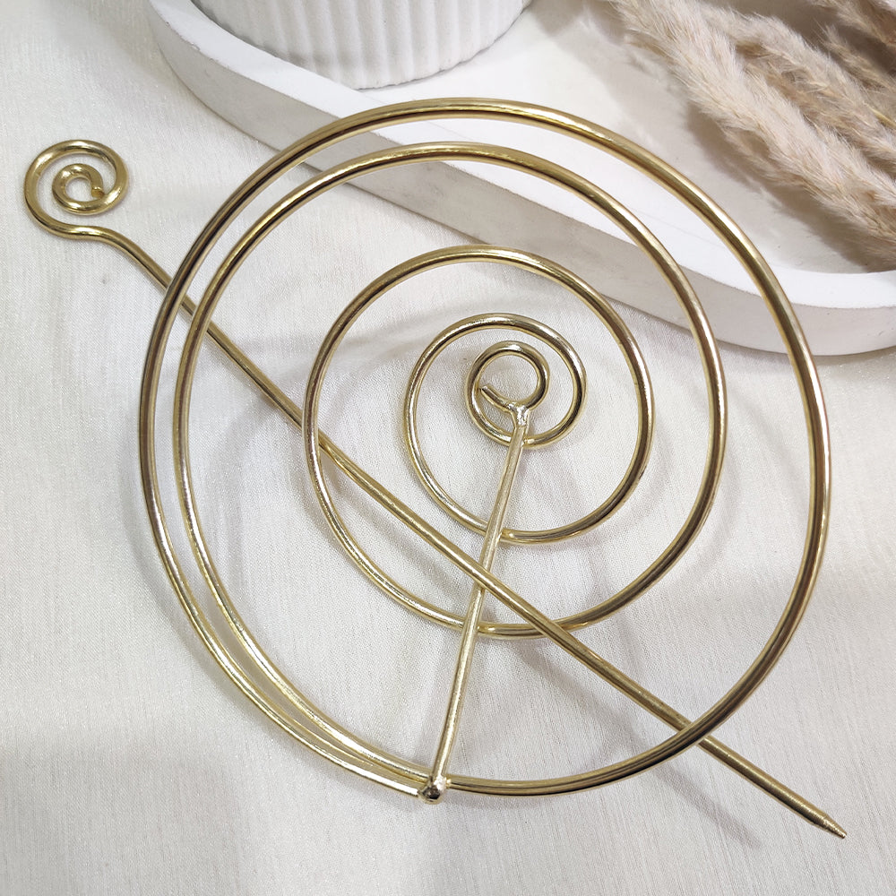 Elegant Spiral Hair Bun Holder – Gold Finish Hair Stick