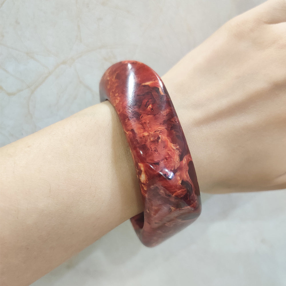 Retro Square Shape Resin Bangle