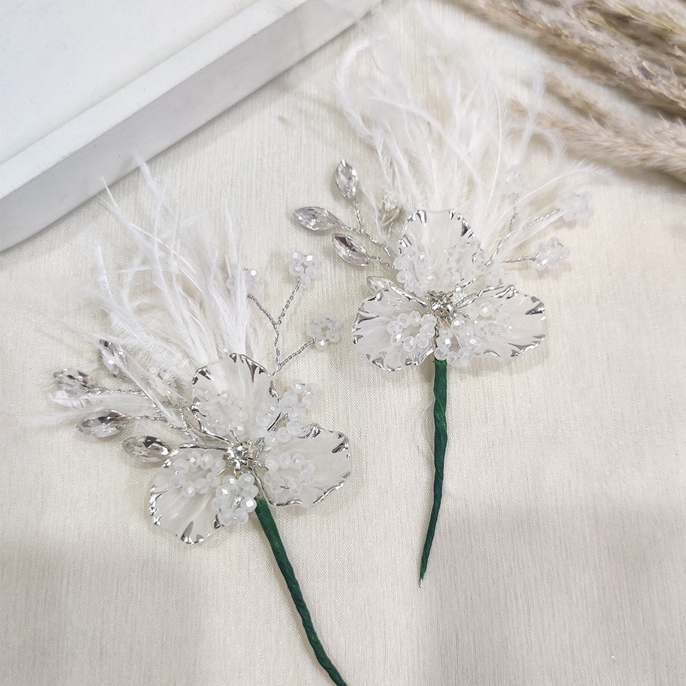 White Crystal Bloom Feather Pin - Pack of 4