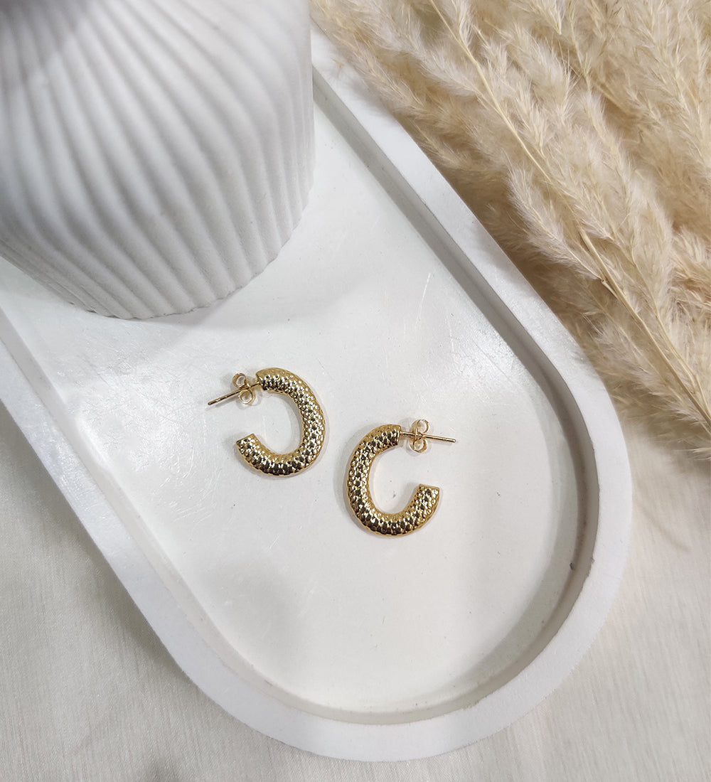 Textured Oval Hoops