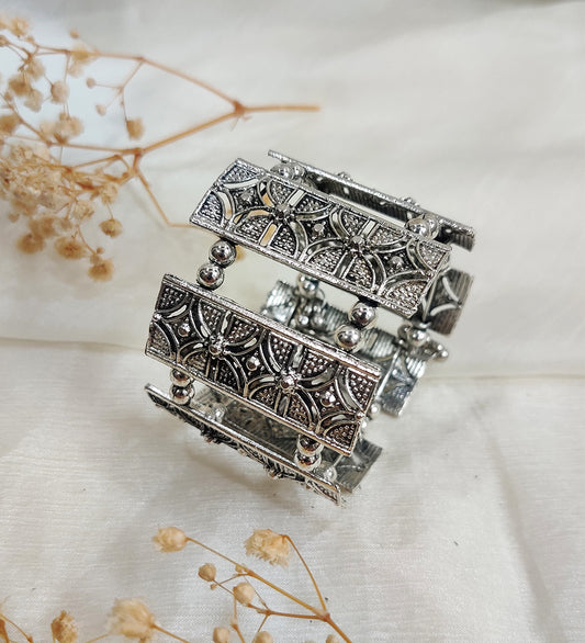 Silver Oxidised Adjustable Kada