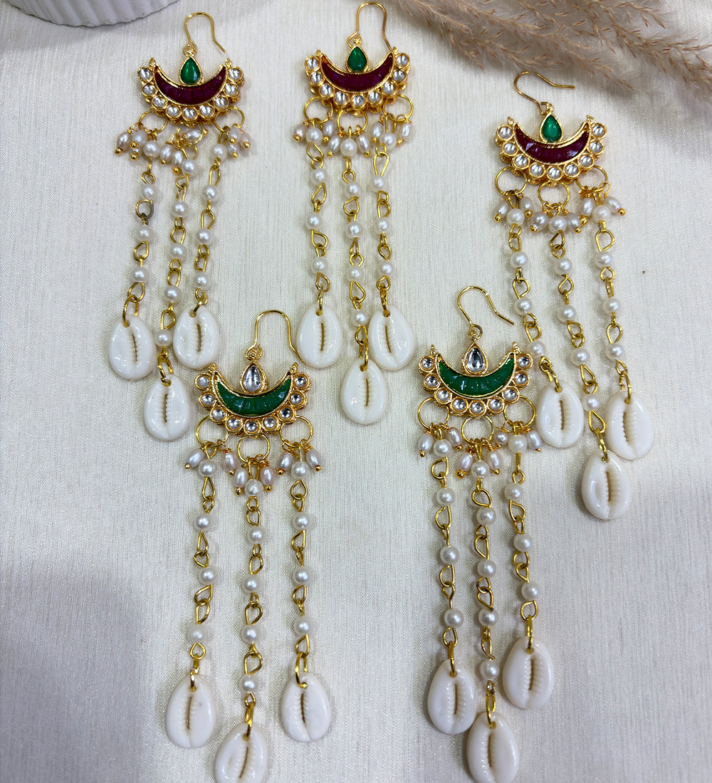 Red Green Moon Crest Pearl Cowrie
