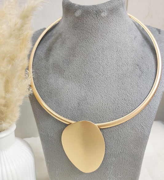 Golden Pendant Necklace with Adjustable Chain