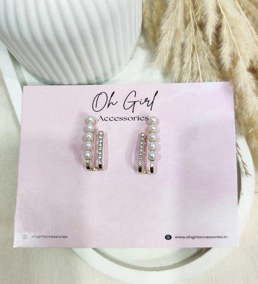 Pearl Blink Earrings