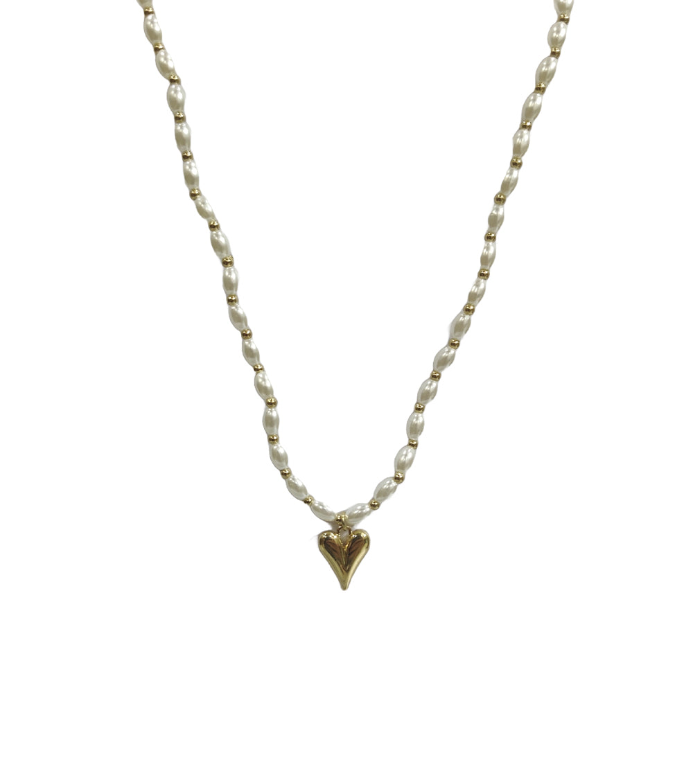 Golden Heart Pendant and Pearl Neck Chain