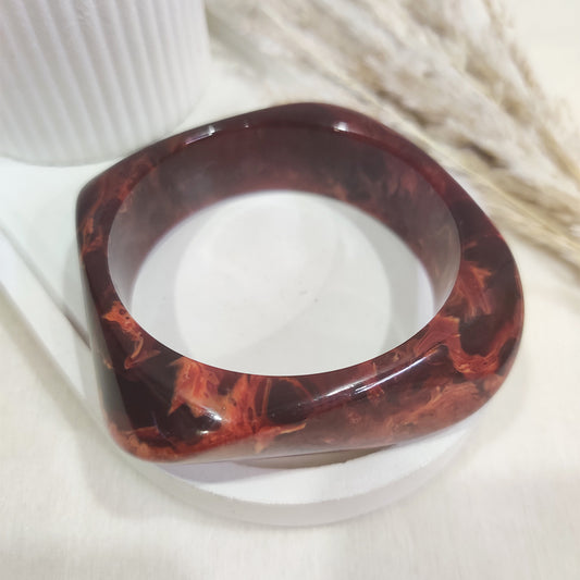 Retro Square Shape Resin Bangle