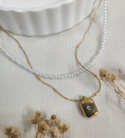 Pearl and Gold Double Layered Pendent Chain