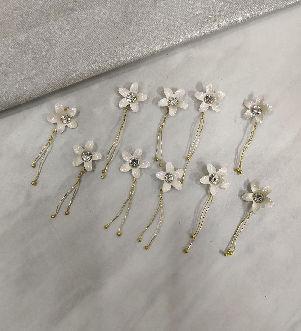White Flower Hair Pin