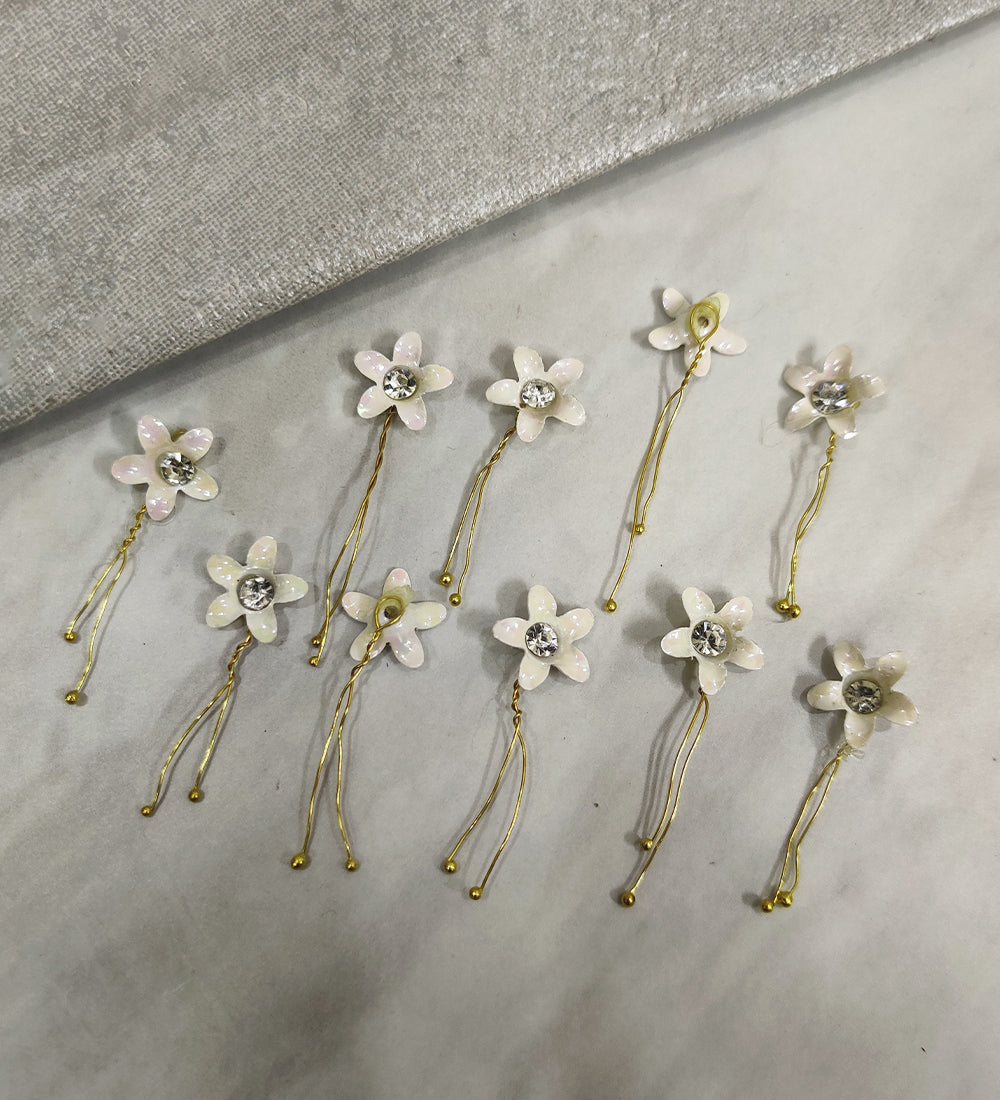 White Flower Hair Pin