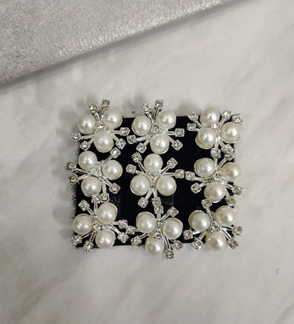 Silver Flower with Rhinestones and Pearls Velcro Stickon