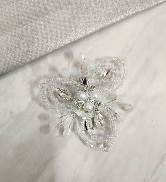 White Flower Crystal Hair Clip