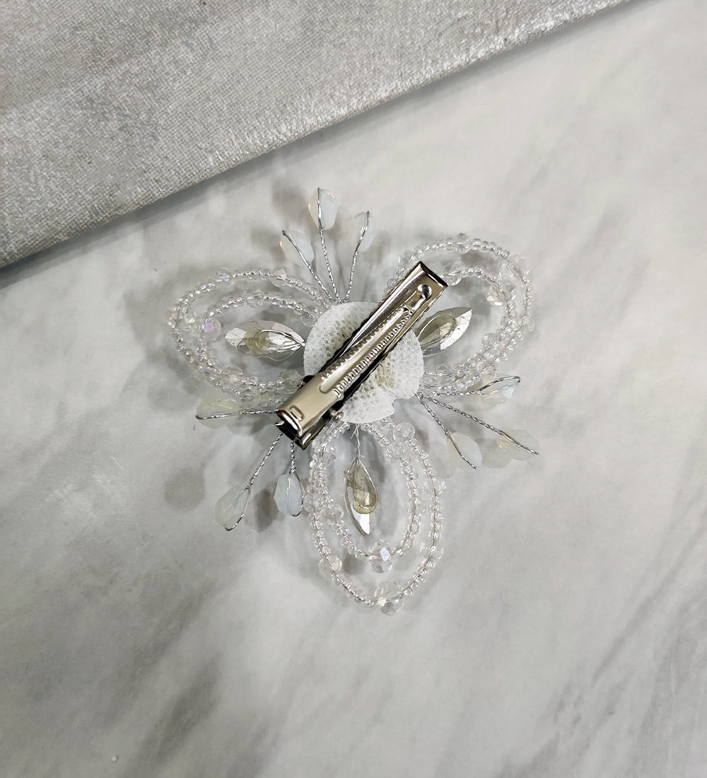 White Flower Crystal Hair Clip
