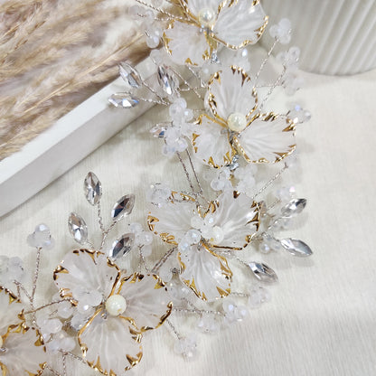 White Bloom Pearl Hair Vine
