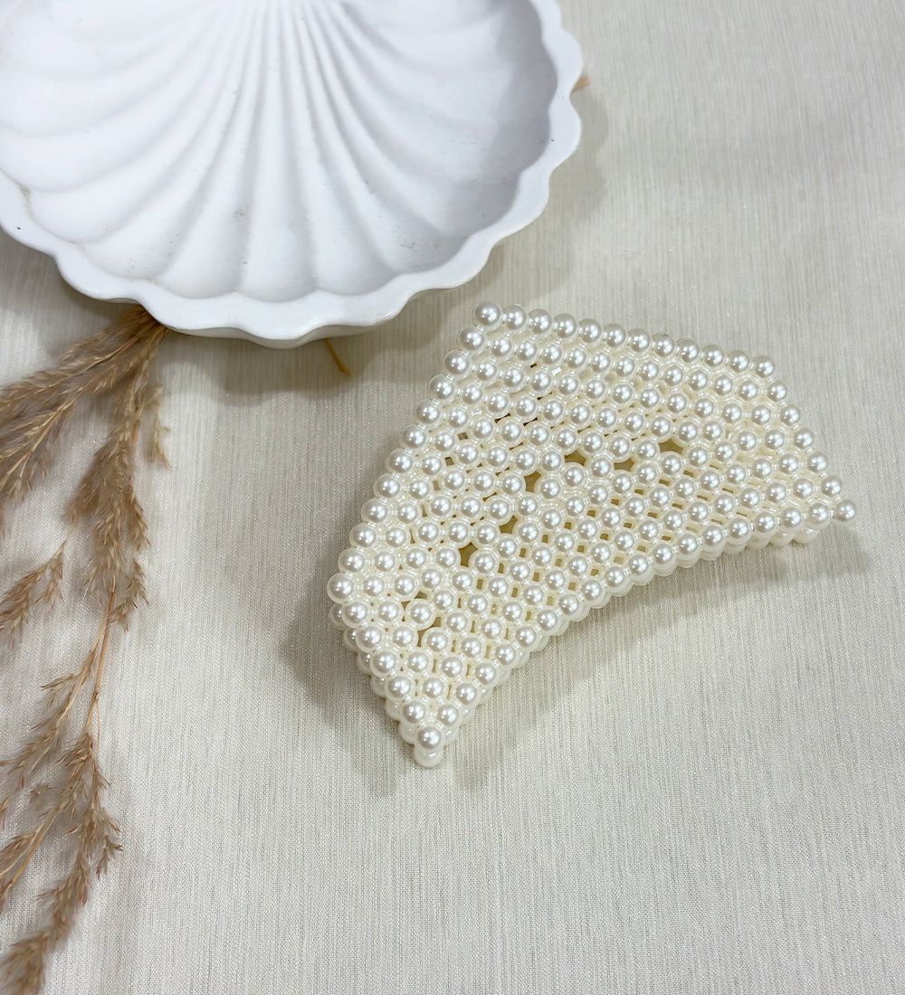 Premium Pearl Claw Clip