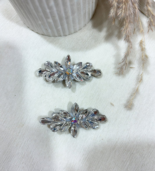 Glimmer Petal Clip